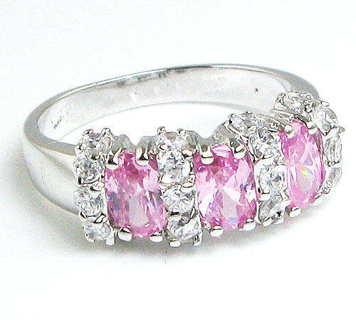 FASHIONABLE RING WITH 6.00CTW SAPPHIRE BEAUTIFULLY CRAFTED IN WHITE GOLD - SIZE 8 (P1/2)