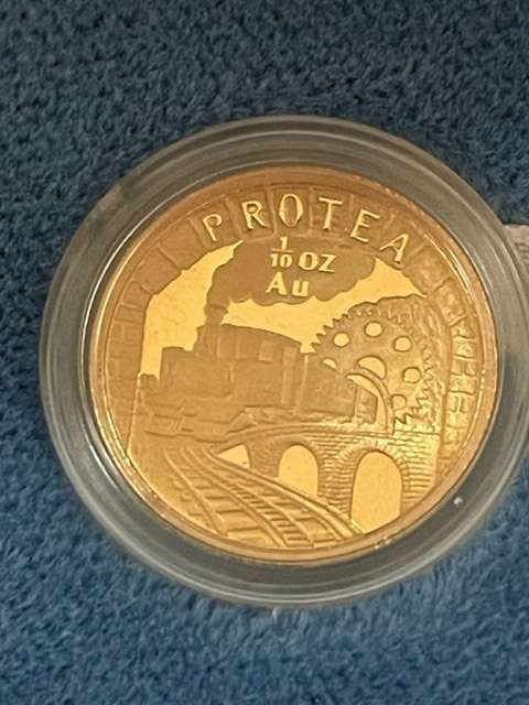 Protea 1/10th Gold Train coin - Rare (frosted windows)