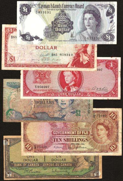 Lot of 6 bank notes with the Queens Head on