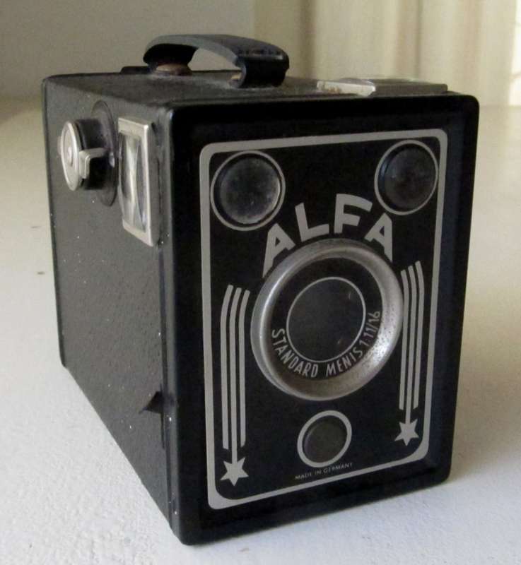 Vintage ALFA Standard Menis box camera - made in Germany