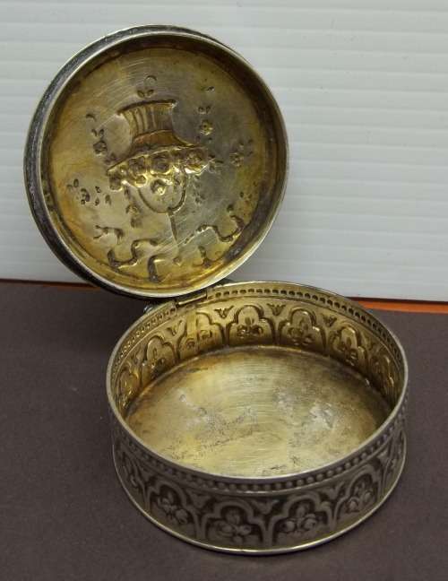 Vintage pill box made from continental silver