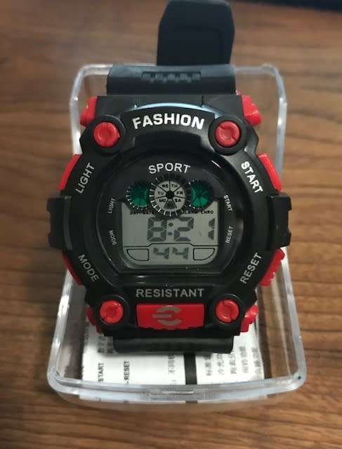 FASHION KIDS WATCH LED QUARTZ WATCH ALARM DATE SPORT ELECTRONIC WRIST WATCH