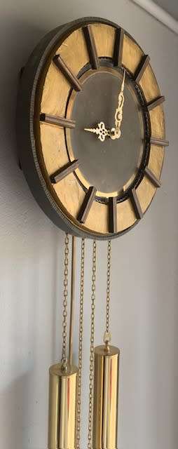 VINTAGE WALL CLOCK