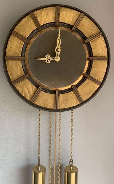 VINTAGE WALL CLOCK