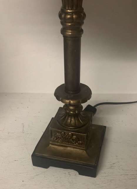 VINTAGE LAMP