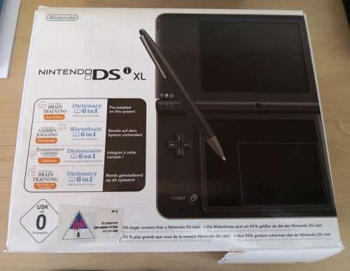 Nintendo DSi XL Console  R4 Card