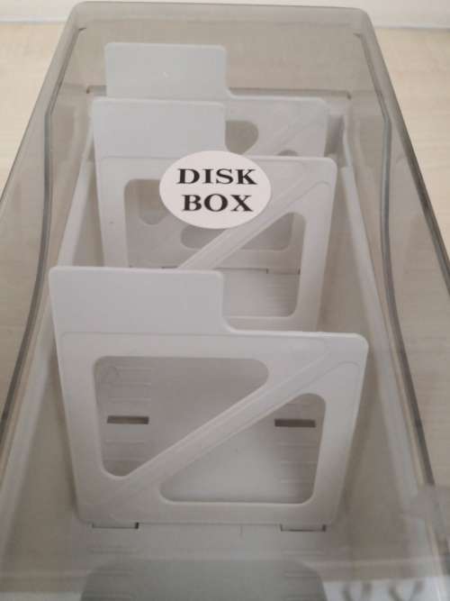 Disk storage holder for 3.5` Stiffy Disk **RETRO**