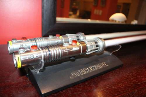 Collectible Star Wars Darth Maul Master Replicas Force FX DUAL Lightsaber