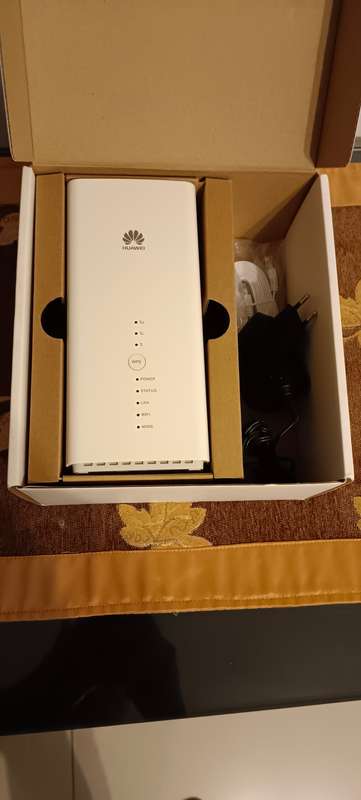 Huawei 4g router B-618  sim card