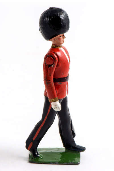 Toy Lead Soldiers Britains Grenadier Guards - Set of 7.