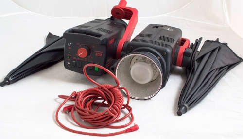 Multiblitz Profilite Compact 300 flash -*needs new flash tubes* Set of 2