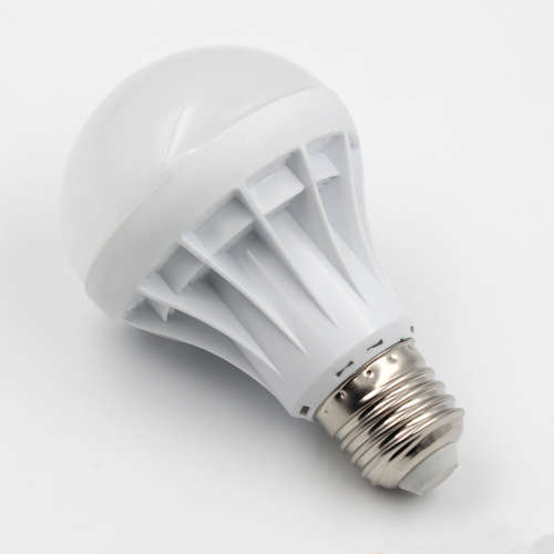 LED E27 220V 7W Light Bulb - Cool White ***LOCAL STOCK***