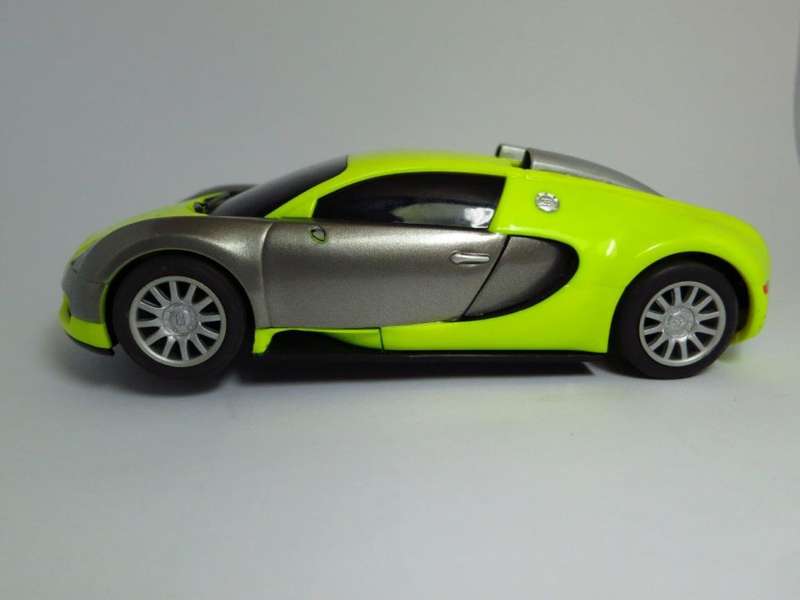 Scalextric C3275 Bugatti Veyron