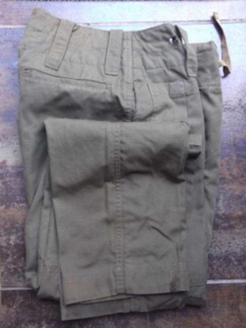 OLD SOUTH AFRICAN ARMY BROWN TROUSERS 1075 SIZE:  81 75