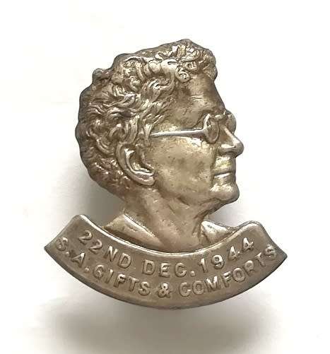WW2 33ND DECEMBER S.A. GIFTS AND COMFORTS PIN BADGE 25 X 20MM