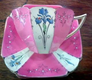SHELLEY **RARE** 1925-1945 QUEEN ANN BLUE IRIS PINK PANEL PATTERN 5 X TRIOS (BID PER TRIO)