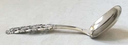 830S SILVER NORWEGIAN "NORSK MONSTER"SUGAR SPOON 120 X 40MM 22.8 GRAMS