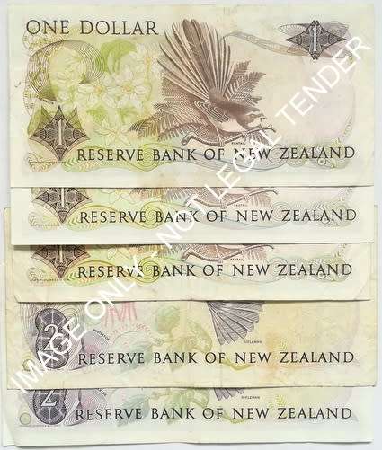 NEW ZEALAND 3X1 + 2X2 DOLLARS NOTES (5 NOTES)