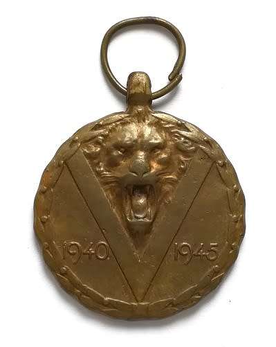 BELGIUM WW2 COMMEMORATIVE MEDAL OF THE 1940-1945 WAR 37 MM