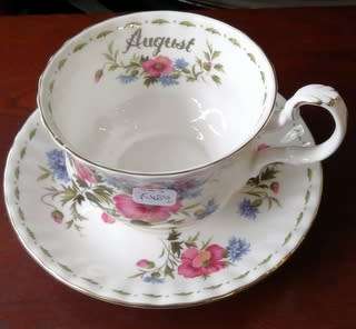 ROYAL ALBERT LARGE BIRTHDAY CUP AND SAUCER "AUGUST" POPPY CUP DIAMETER 110MM PLATE 165MM