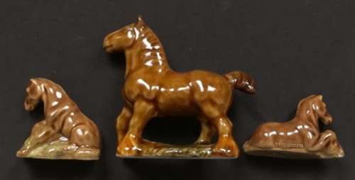 WADE - HORSE SETS - SET 2 - 1978-1981 30-65X38-70 MM