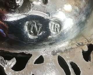 STERLING SILVER SWEET/PIN DISH WITH ORNATE PATTERN 100X75X30MM