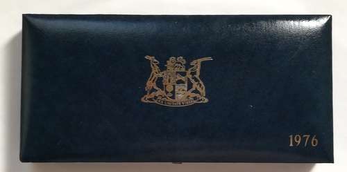 REPUBLIC 1976 PROOF SET S A M BLUE BOX