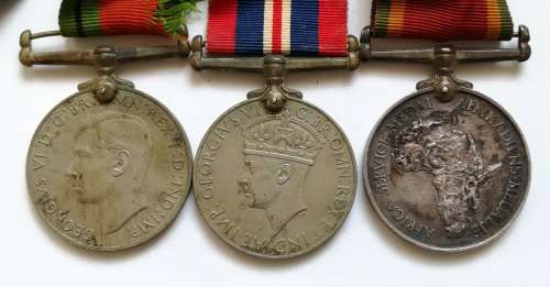 WW2 GROUP OF 5 MEDALS ISSUED TO H P GUNTER 51578