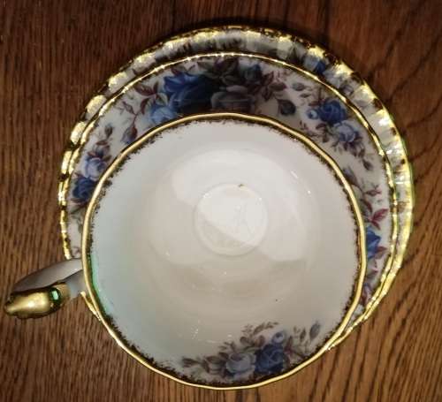 ROYAL ALBERT BONE CHINA ENGLAND **MOONLIGHT ROSE** TRIO **SMALL CHIP** SEE PHOTO