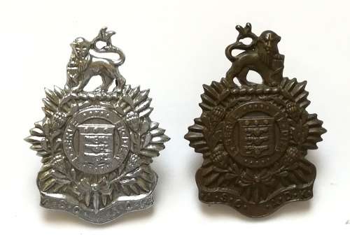SA ADMIN SERVICE CORPS COLLAR BADGES X 2