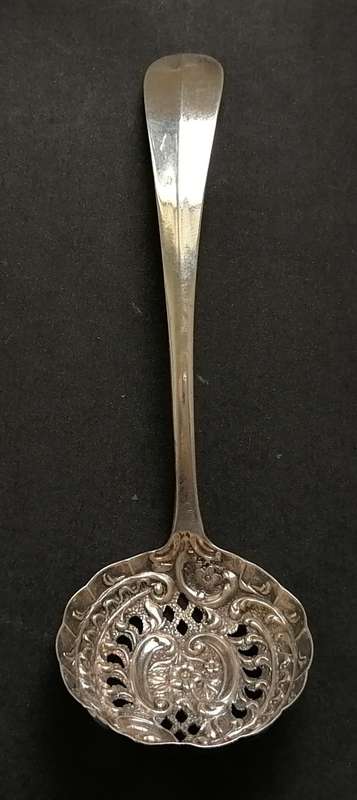 BIRMINGHAM 1898 STERLING SILVER PIERCED SUGAR SPOON **EXCELLENT** 12 GRAMS 110MM