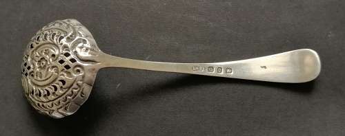BIRMINGHAM 1898 STERLING SILVER PIERCED SUGAR SPOON **EXCELLENT** 12 GRAMS 110MM