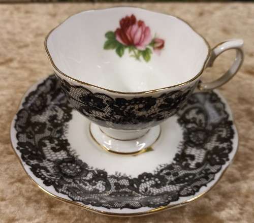 **RARE ** ROYAL ALBERT BONE CHINA ENGLAND  **SENORITA ** 3 X COFFEE CUPS AND SAUCERS **BID PER DUO**