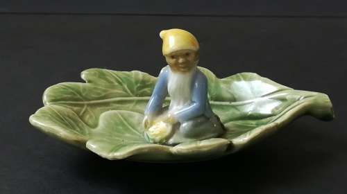 WADE IRELAND - LUCKY LEPRECHAUNS 1957-1959 1ST VERSION OAK LEAF DISH 40X100MM