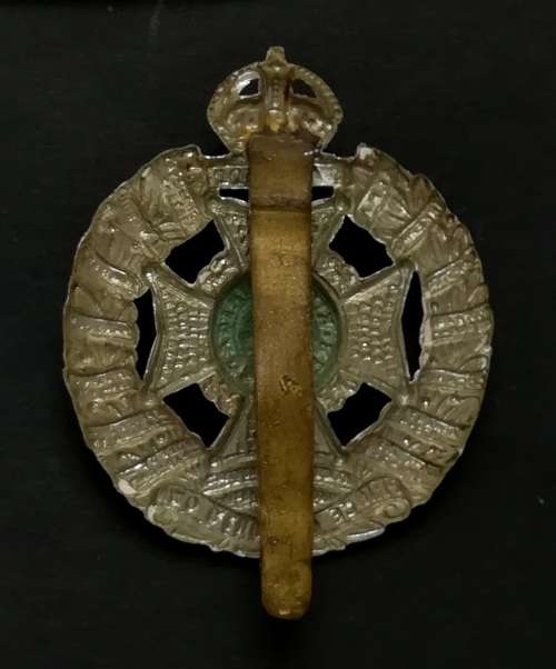 BRITISH ARMY  THE PRINCE CONSORTS OWN RIFLE BRIGADE CAP BADGE 40X45MM