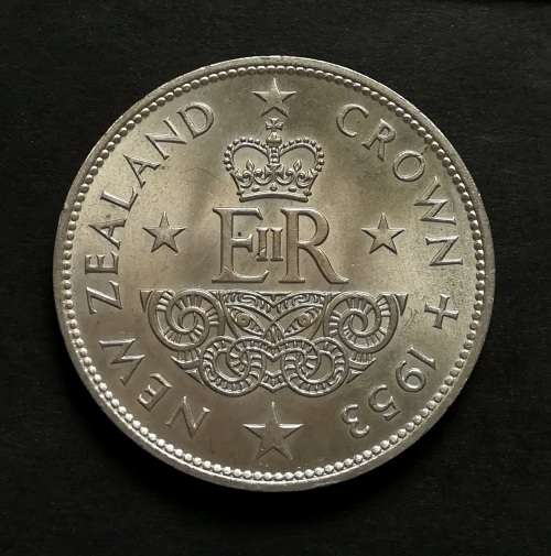 NEW ZEALAND 1953 CORONATION CROWN **EXCELLENT**