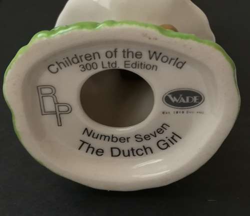 WADE CHILDREN OF THE WORLD NO.7 "DUTCH GIRL"  LIMITED 300 **EXCELLENT**