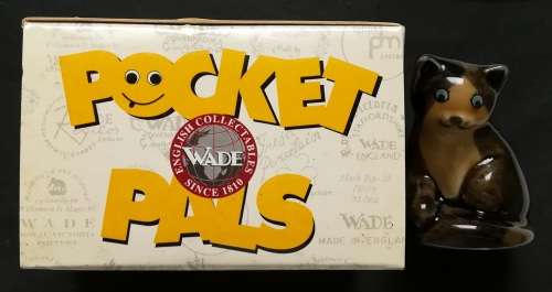 WADE WHIMSIES POCKET PALS SLINKY GOLD CROWN STAMP BOXED