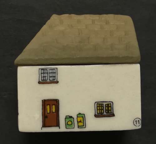 WADE \WHIMSEY ON WAY NO. 11 "SERVICE STATION" 40X38MM