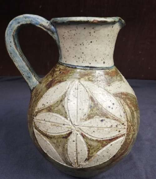 RORKES DRIFT POTTERY - EURIEL MBATHA 1985 JUG 170MM **EXCELLENT**
