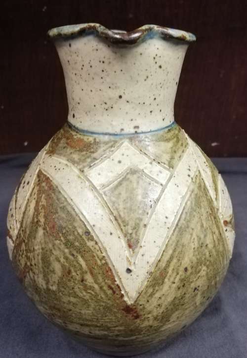 RORKES DRIFT POTTERY - EURIEL MBATHA 1985 JUG 170MM **EXCELLENT**