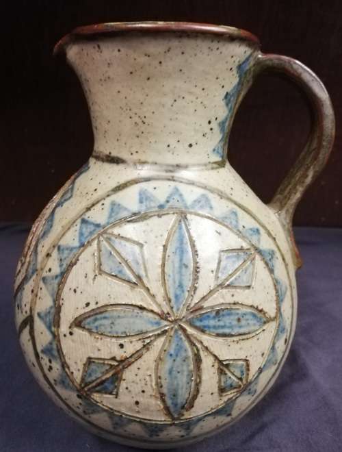 RORKES DRIFT POTTERY - EURIEL MBATHA 1986 JUG 190MM **EXCELLENT**