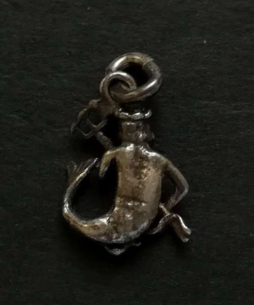 STERLING SILVER CHARM DANNLES HALF MAN/HALF SEA CREATURE 15MM