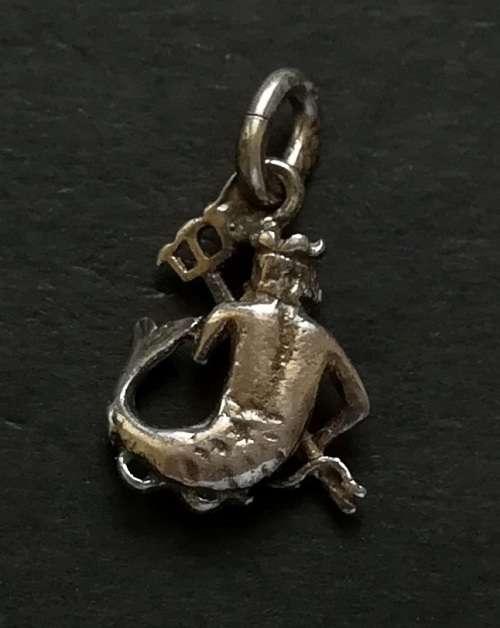 STERLING SILVER CHARM DANNLES HALF MAN/HALF SEA CREATURE 15MM