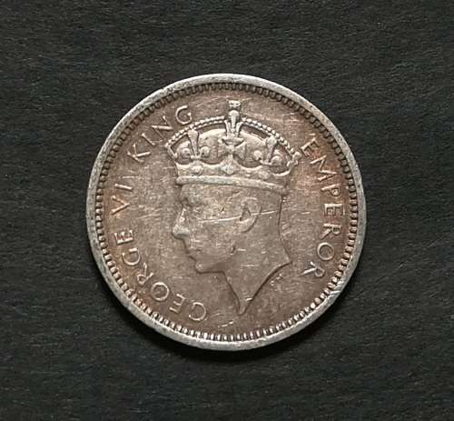 SOUTHERN RHODESIA 1937 SILVER 3 PENCE