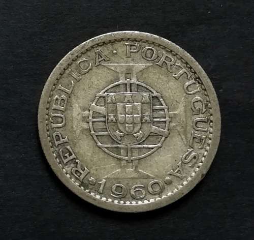 MOZAMBIQUE 1960 SILVER 10 ESCUDOS