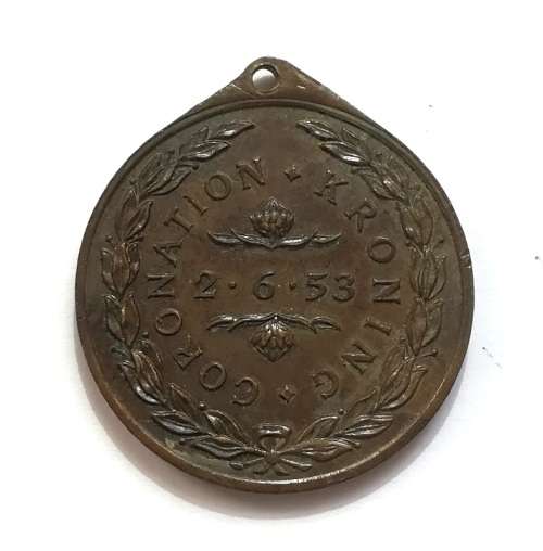 1953 ELIZABETH CORONATION MEDALLION 30MM