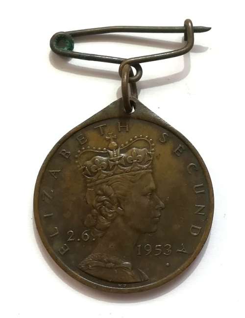 1953 ELIZABETH CORONATION MEDALLION 30MM EAST LONDON