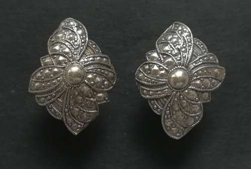 STERLING SILVER  EARRINGS 15 X 25MM