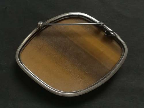 LARGE STERLING SILVER AND TIGERS EYE PENDANT/BROOCH 45X62MM